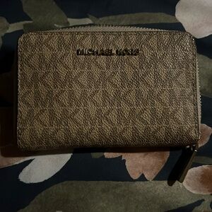 Michael Kors small wallet